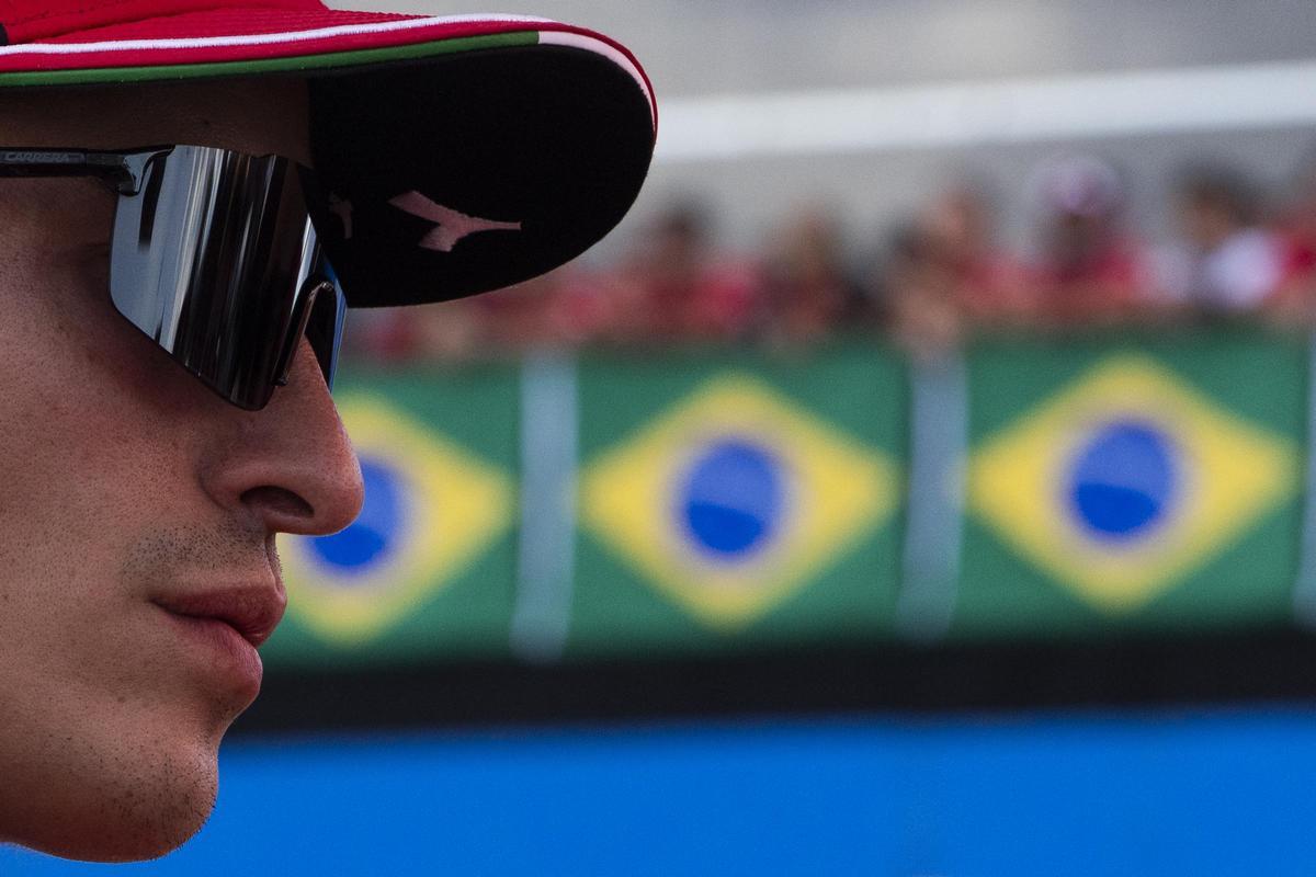 Marc Márquez (Ducati), pensativo en la parrilla de Goiania (Brasil).