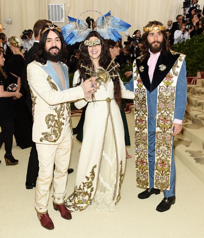 Alessandro Michele, Lana Del Rey and Jared Leto en la gala Met 2018