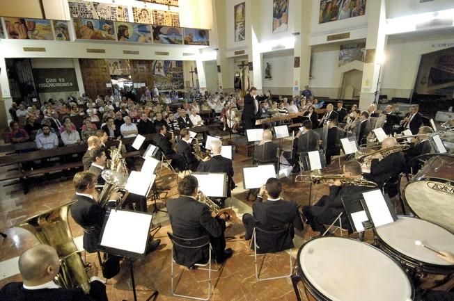 HOMENAJE A MARA GONZALEZ EN LA PLAZA DEL PILAR