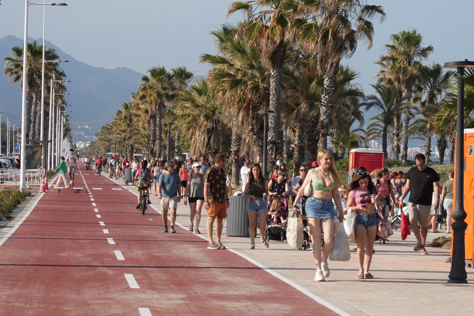 Las imágenes de la primera jornada del espectacular Festival del Viento de Castelló