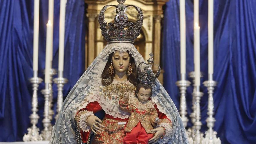 El Instituto Andaluz de Patrimonio Histórico analiza el estado de la Virgen del Socorro