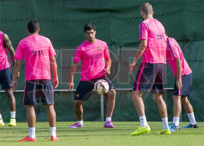 El primer entrenamiento de Luis Suárez en el Barça