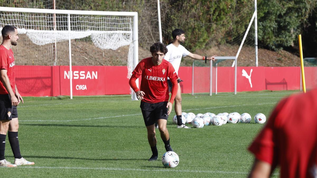 César Gelabert, este miércoles, en Mareo.