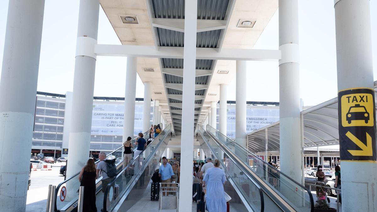 Imagen de archivo: Las fotos de las nuevas plataformas elevadas que estrena el aeropuerto de Palma
