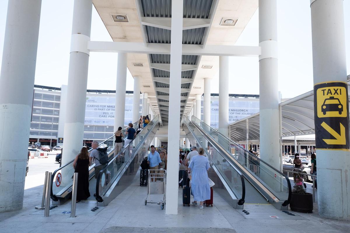 Las fotos de las nuevas plataformas elevadas que estrena el aeropuerto de Palma