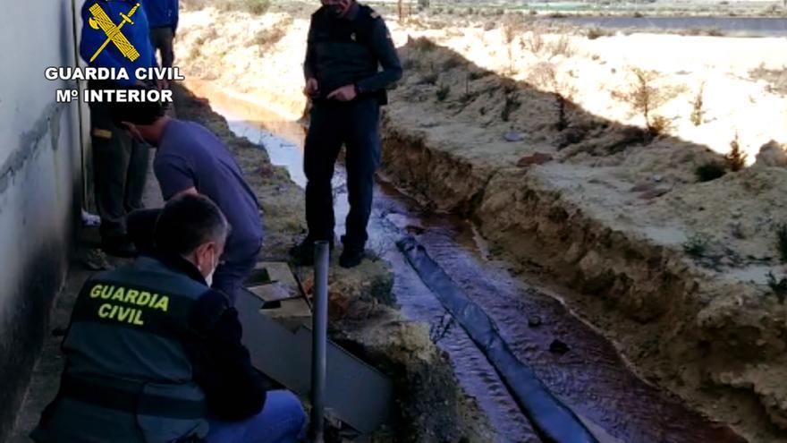 Destapan una trama delictiva con desalobradoras ilegales en fincas de Mazarrón