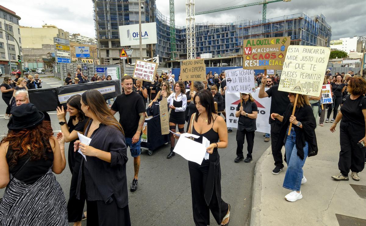 Manifiesto en rechazo a la gentrificación de Guanarteme durante el 'Funeral Jazz'