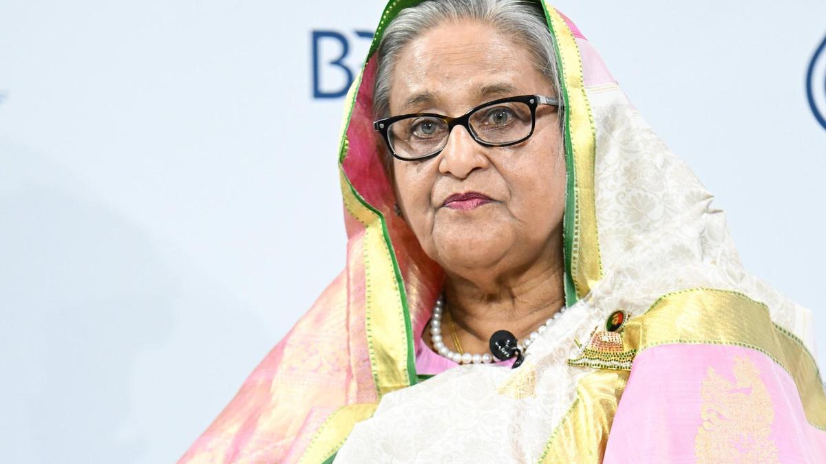 Archivo - La exprimera ministra de Bangladés Sheij Hasina.