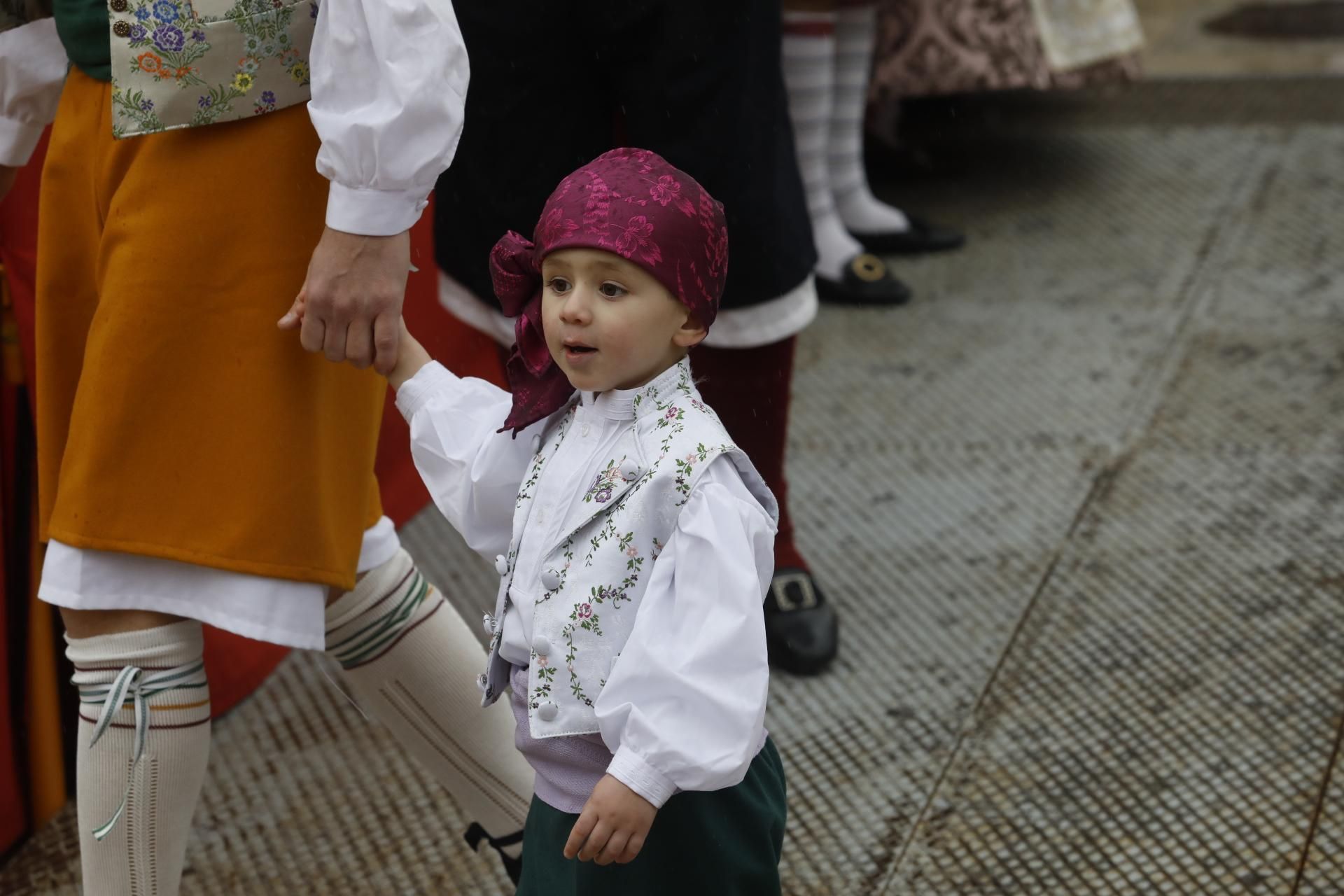 Búscate en el primer día de Ofrenda por la calle Quart (entre las 115.30 y las 17.00 horas)