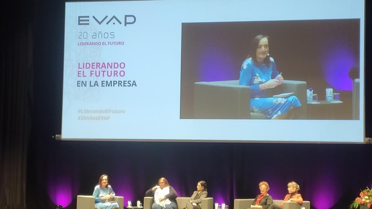 Las empresarias valencianas durante la mesa redonda de EVAP.