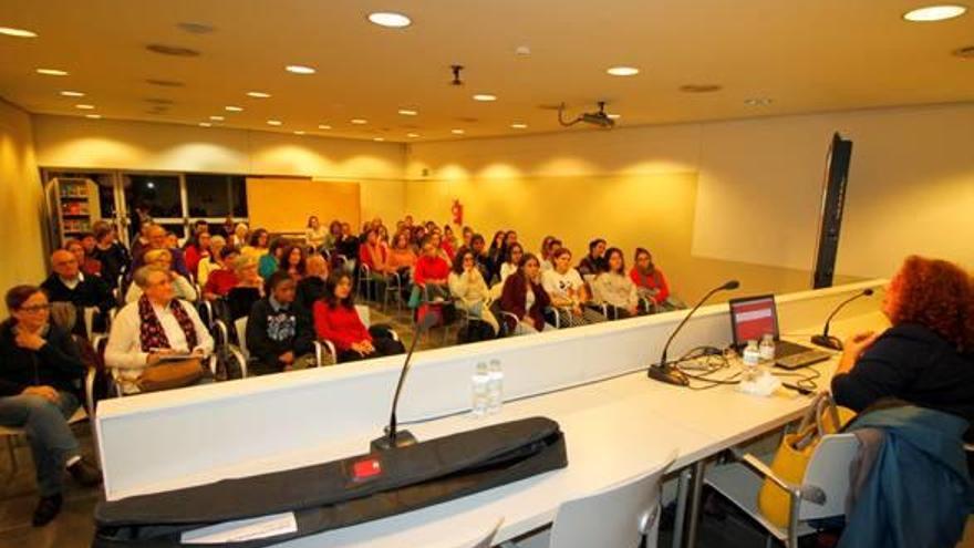 Blanes arrenca el cicle d&#039;activitats del Dia Contra la Violència Masclista