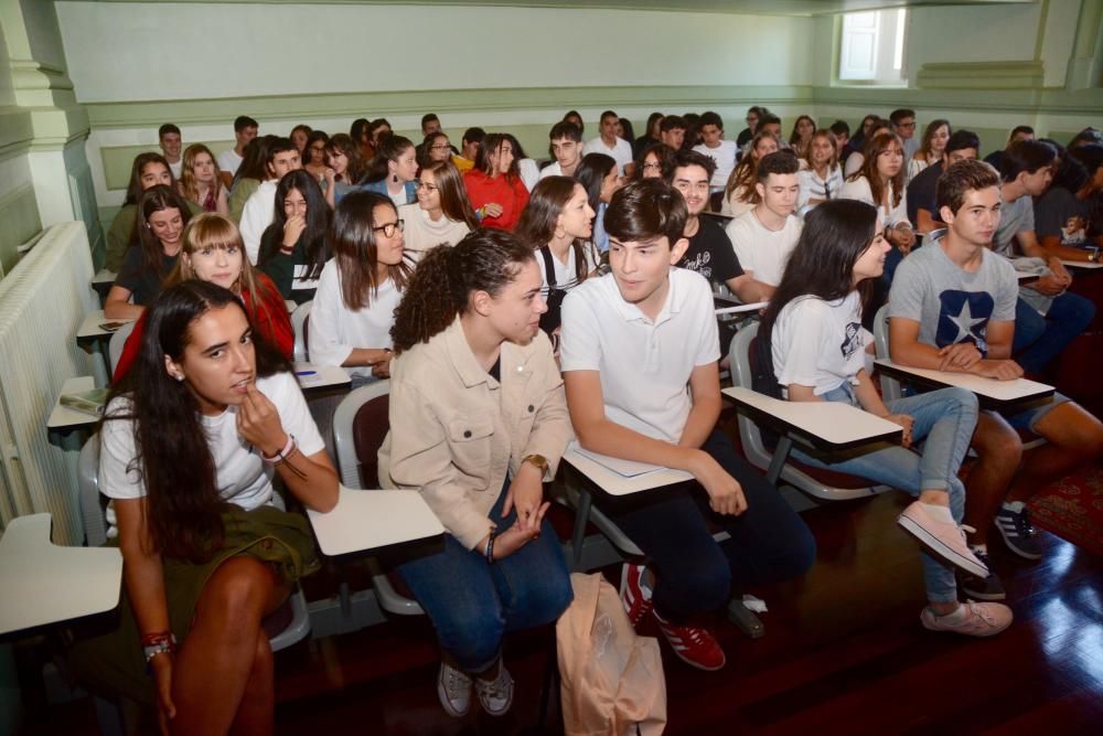 Vuela a las aulas en los institutos gallegos