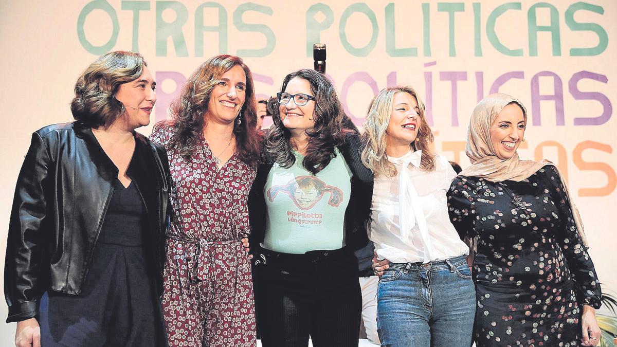 Ada Colau, Mónica García, Mónica Oltra, Yolanda Díaz y Fátima Hamed.