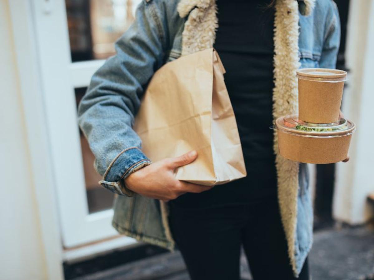 La normativa contra el desperdicio alimentario está cambiando también el packaging en bares y restaurantes.