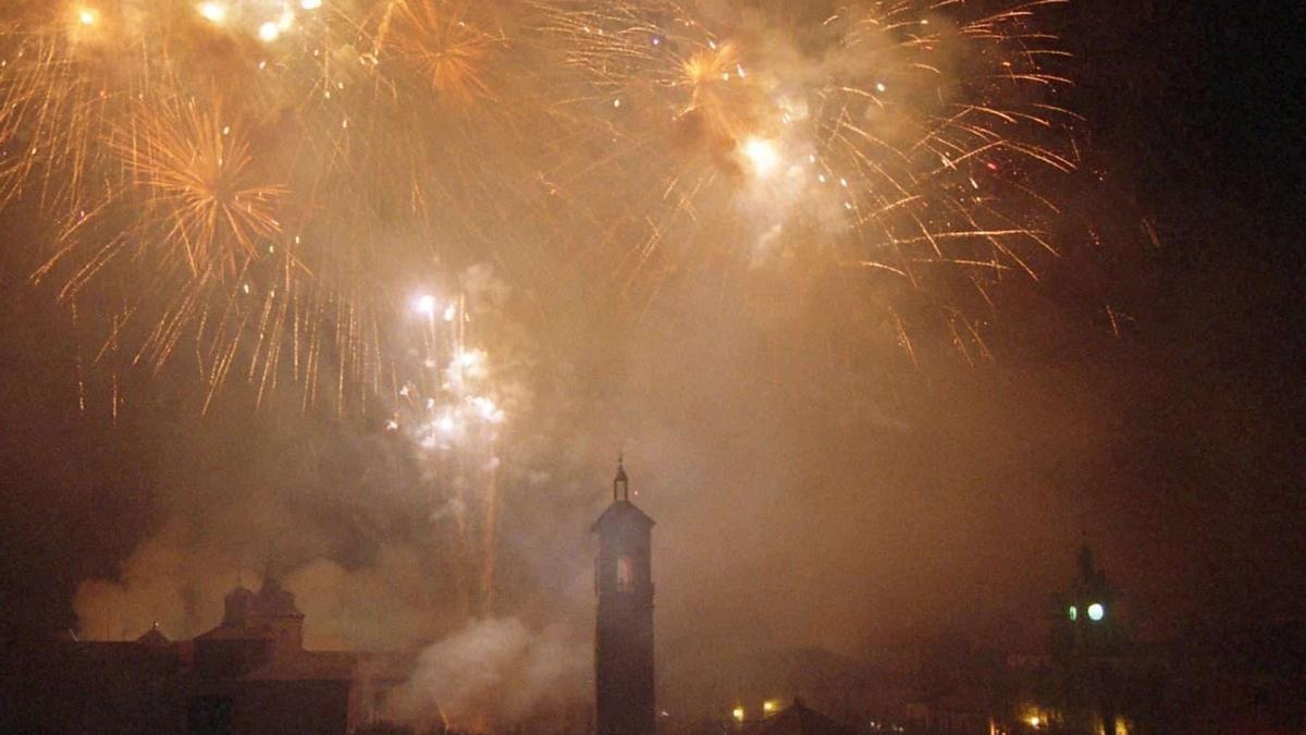 Festejos durante la noche del 2 de diciembre en la ciudad