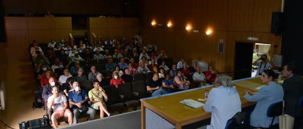 La Sala Celso Parada, llena durante los discursos de inauguración. |  GONZALO NÚÑEZ