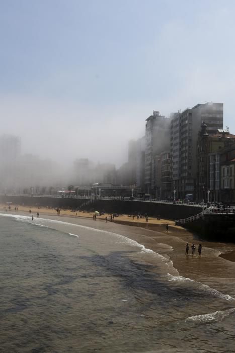 Asturias bajo la niebla