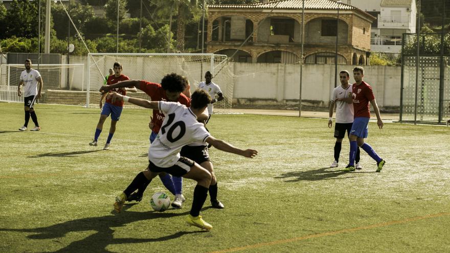 El CE la Font, a ganar y a esperar el fallo de sus rivales