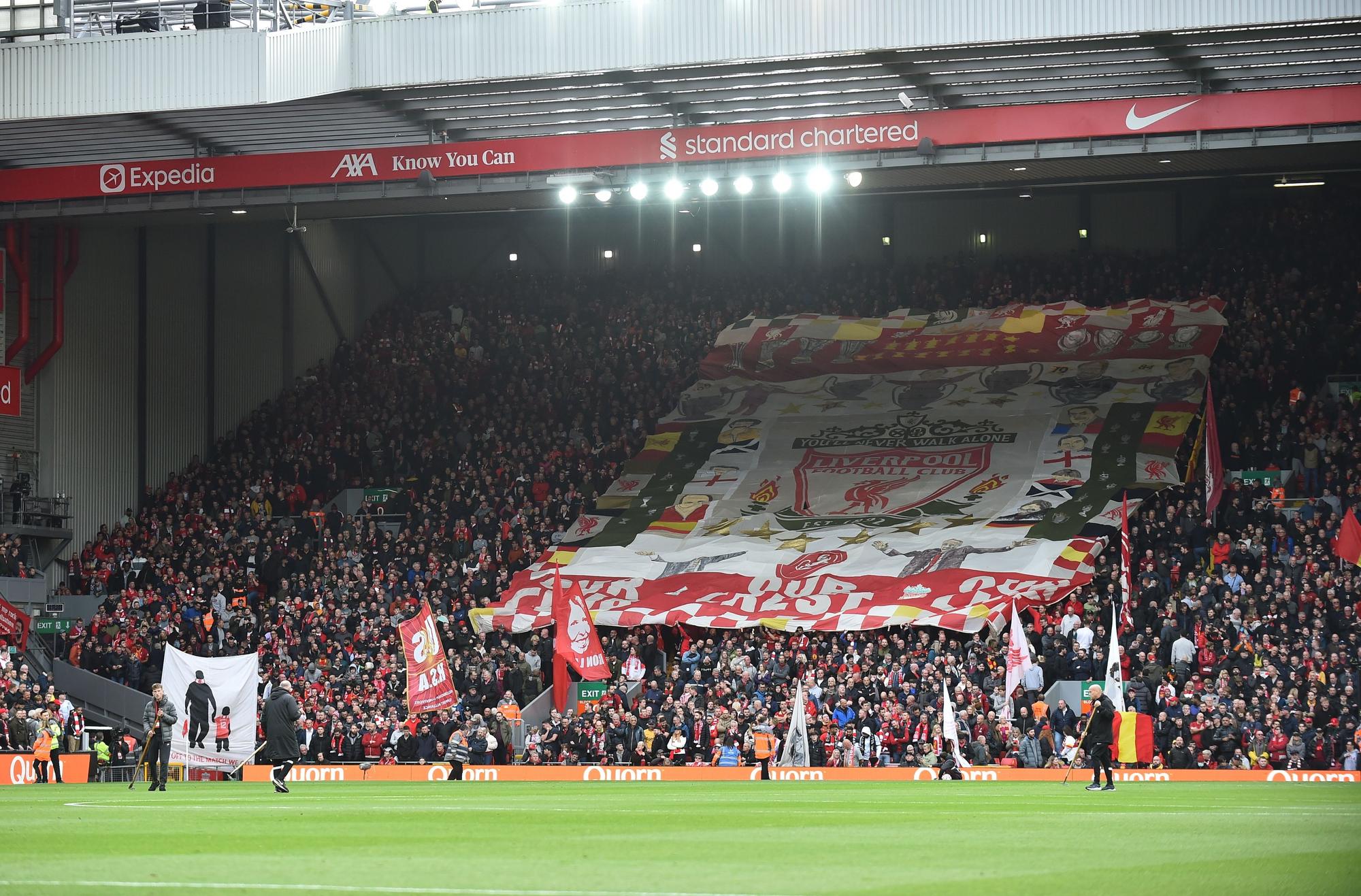 Aficionados en Anfield, durante el pasado partido contra el Manchester City.