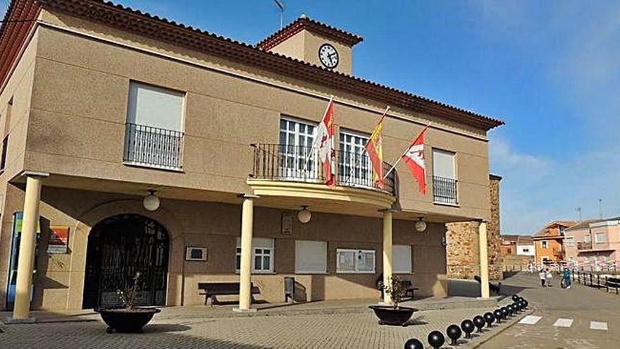 Edificio del Ayuntamiento de Manganeses de la Polvorosa.