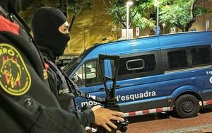 Operativo policial en Barcelona contra los autores de un tiroteo en Nou Barris