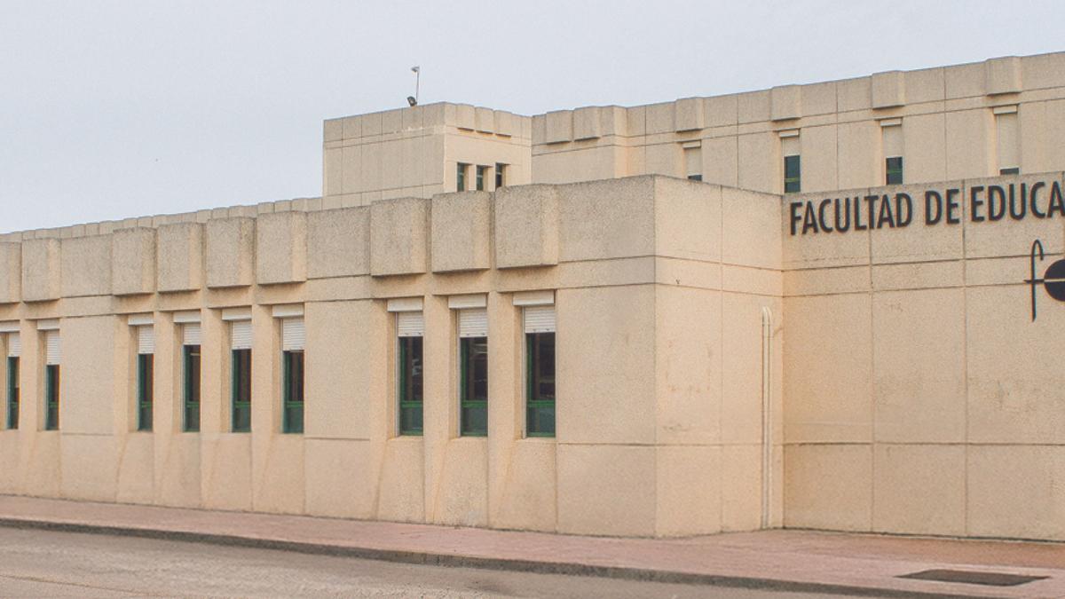 Facultad de Eduación y Psicología en Badajoz