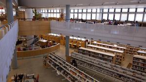 Una de las bibliotecas públicas de Madrid.