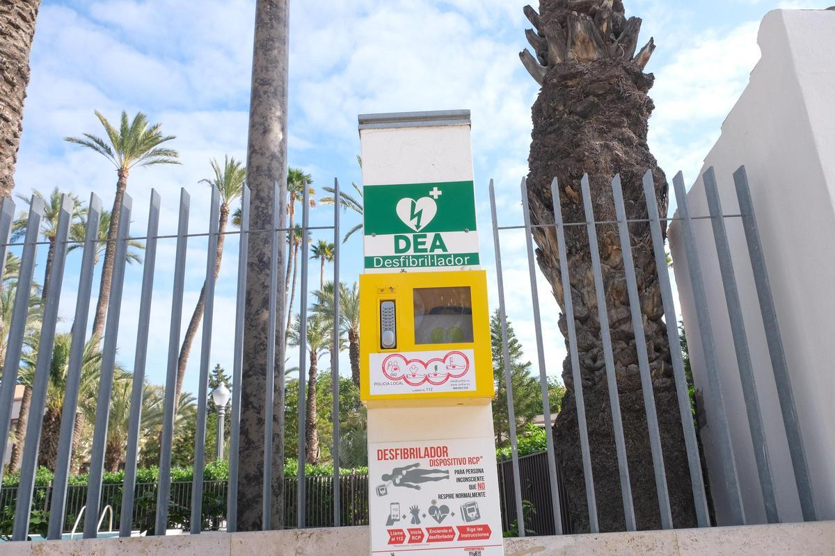 Un desfibrilador en Elche