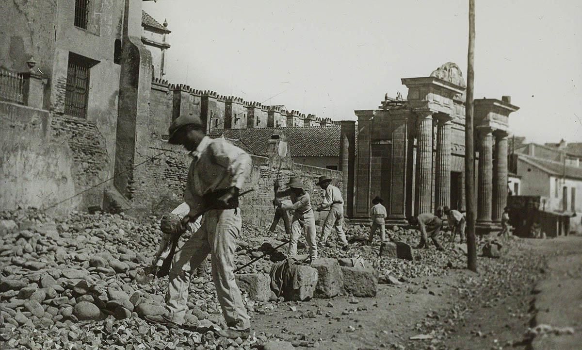 Derribo de las murallas de la ciudad