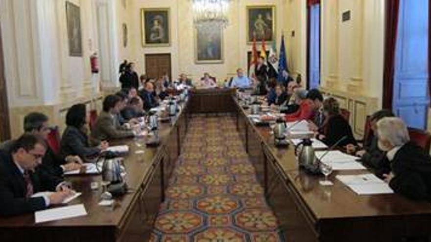 Cáceres aprueba por unanimidad la Ordenanza de Accesibilidad Universal