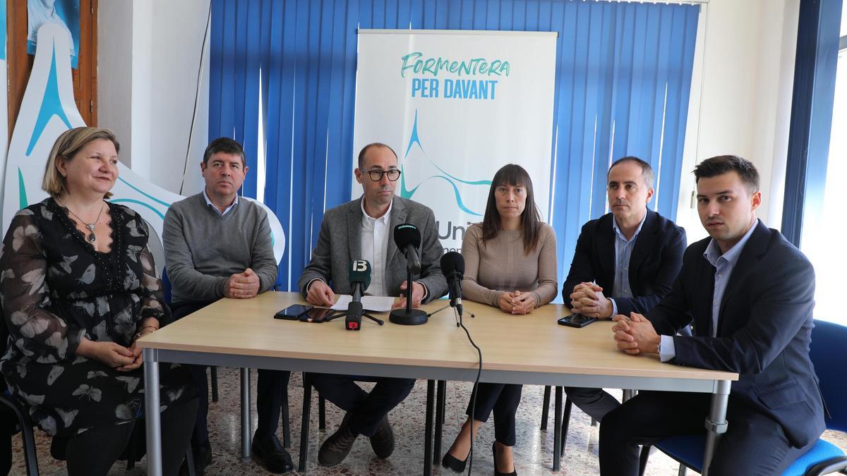 Rueda de prensa de Sa Unió en la sede de la coalición en Sant Francesc