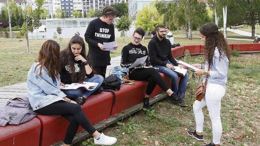 Más de 14.000 alumnos gallegos preparan la última selectividad con pruebas en septiembre