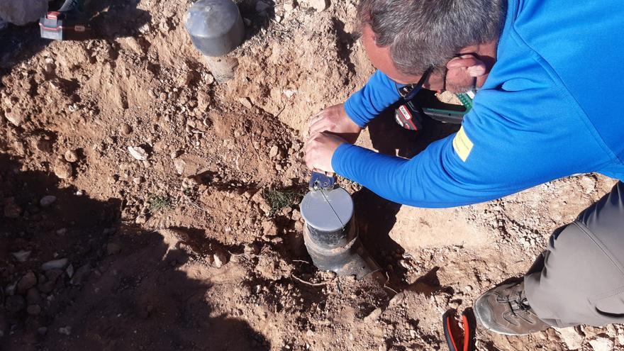 La CHS corta el riego por la fuerza a 100 hectáreas de regadío ilegal en la cuenca del Mar Menor