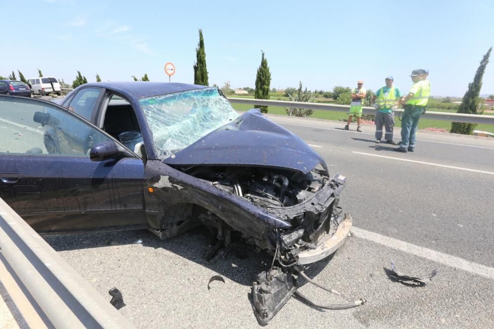 Ocho heridos en un accidente de tráfico en Callosa