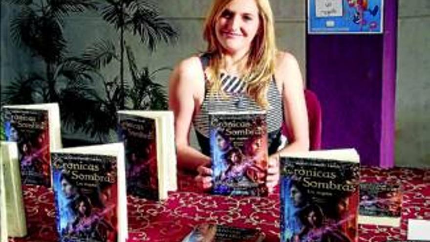 Lucía González presenta su nueva novela de fantasía para adolescentes