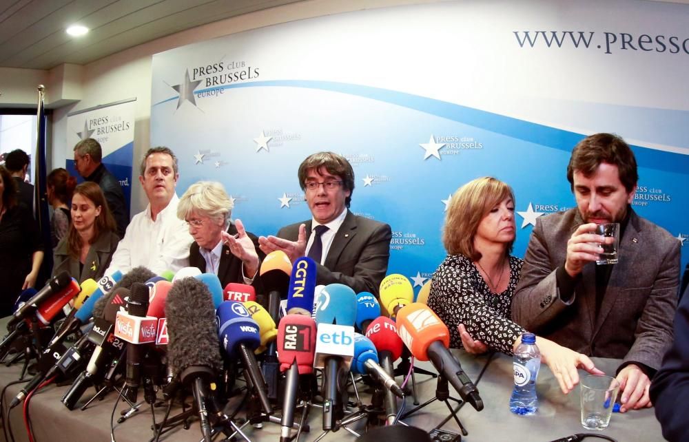 Les imatges de la compareixença de Puigdemont