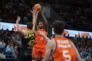 El Valencia, a la final por la vía rápida guiado por un gran Badio