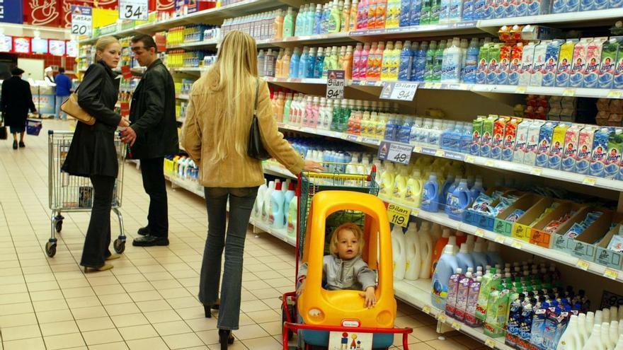 Los supermercados buscan reforzar sus ventas atrayendo a los inmigrantes, que cocinan más en casa