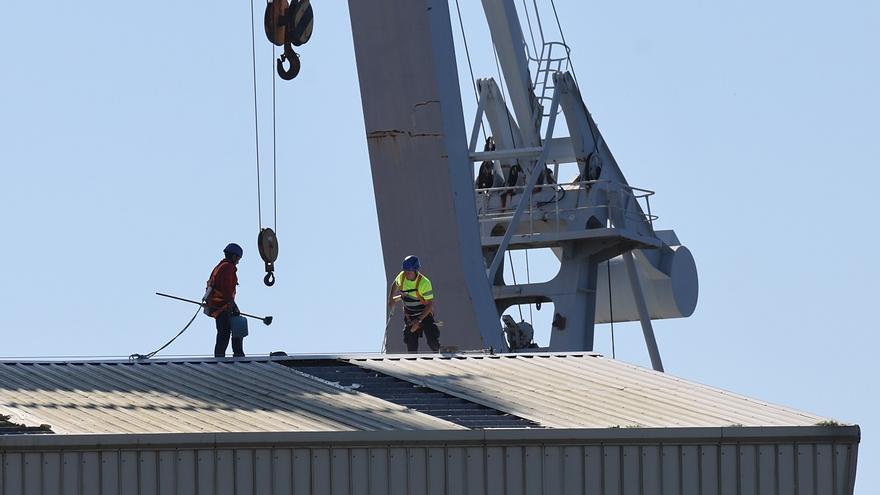 Muere un trabajador al caer desde la cubierta de una nave en el astillero vigués San Enrique