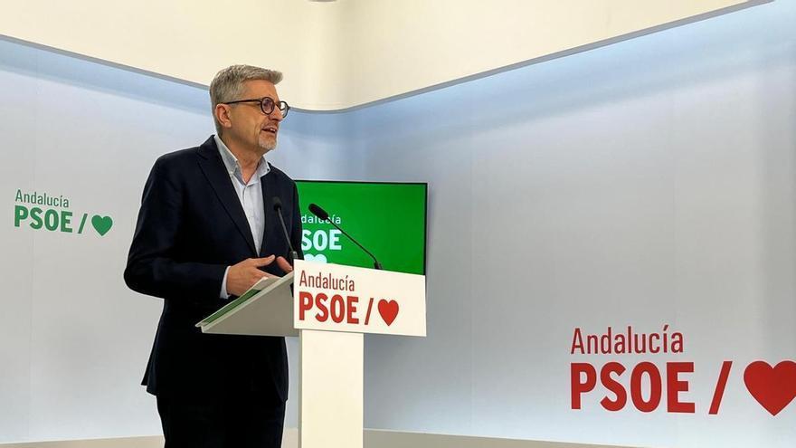 El PSOE pide el cese de la consejera de Salud y acusa a Moreno de &quot;cocinar&quot; las listas de espera