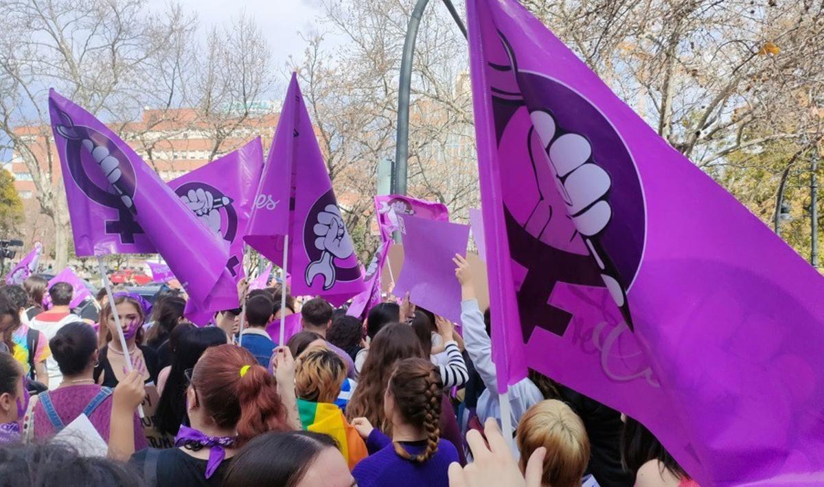 Estudiantes de Valencia en huelga para visibilizar sus reivindicaciones por Día Internacional de la Mujer. 