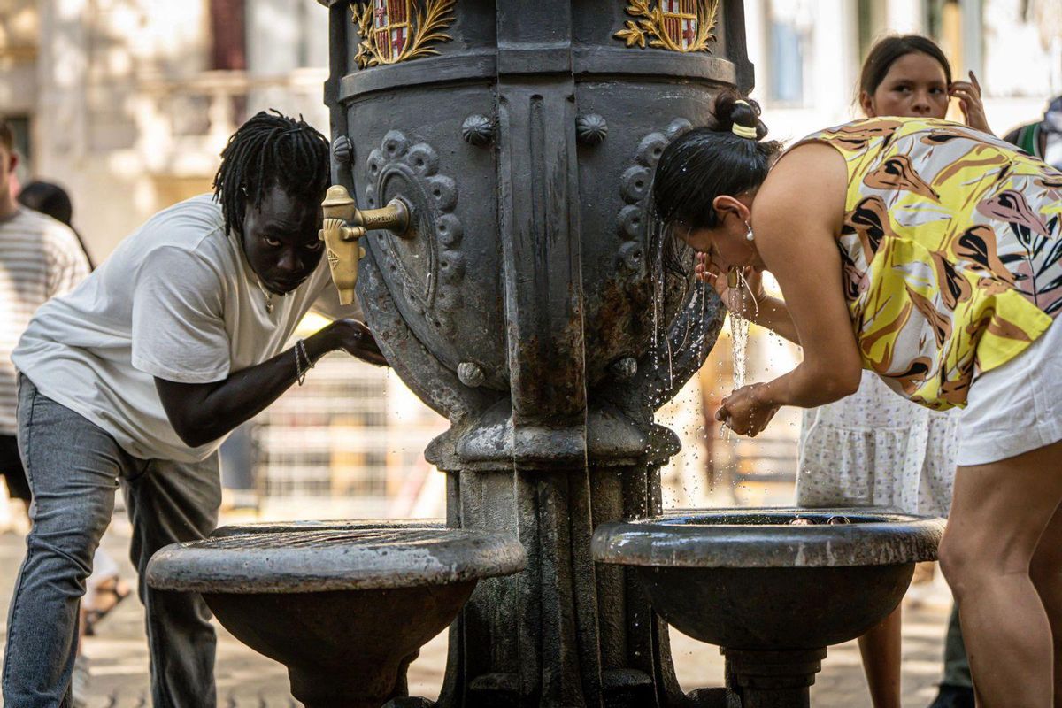 Màximes per sobre dels 35 graus a gairebé 500 localitats espanyoles Màximes per sobre dels 35 graus a gairebé 500 localitats espanyoles
