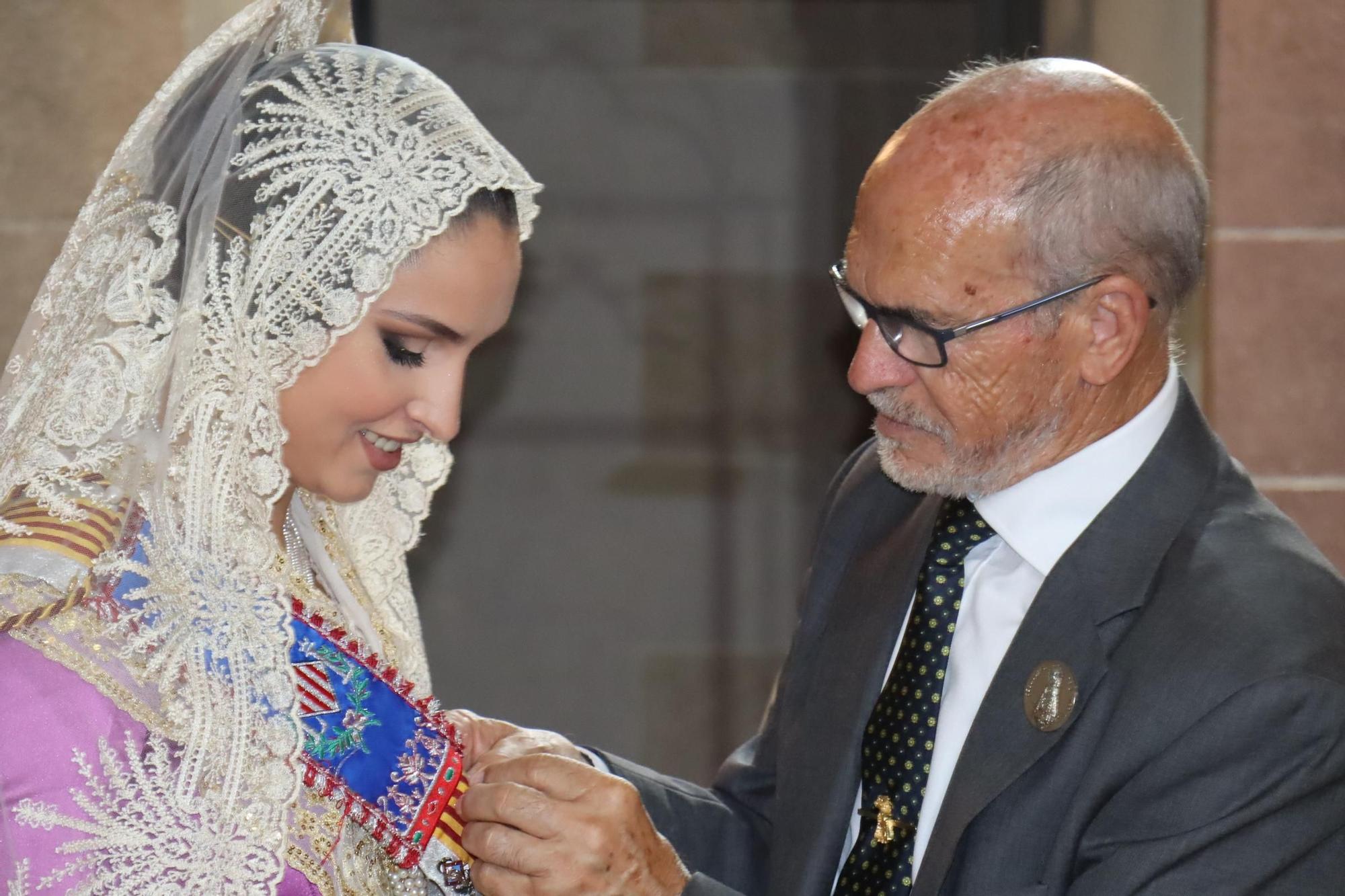 Así ha sido el Besamanos de las falleras mayores y cortes de honor 2025