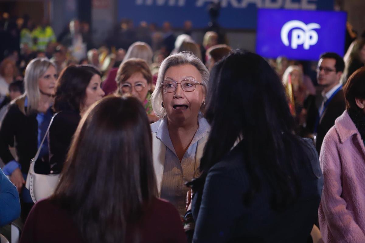 EN IMÁGENES | Mitin fin de campaña del PP en el Auditorio de Zaragoza ...