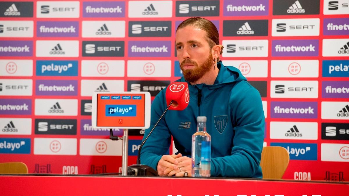 Iker Muniain en la rueda de prensa previa a la final de Copa ante el Barça