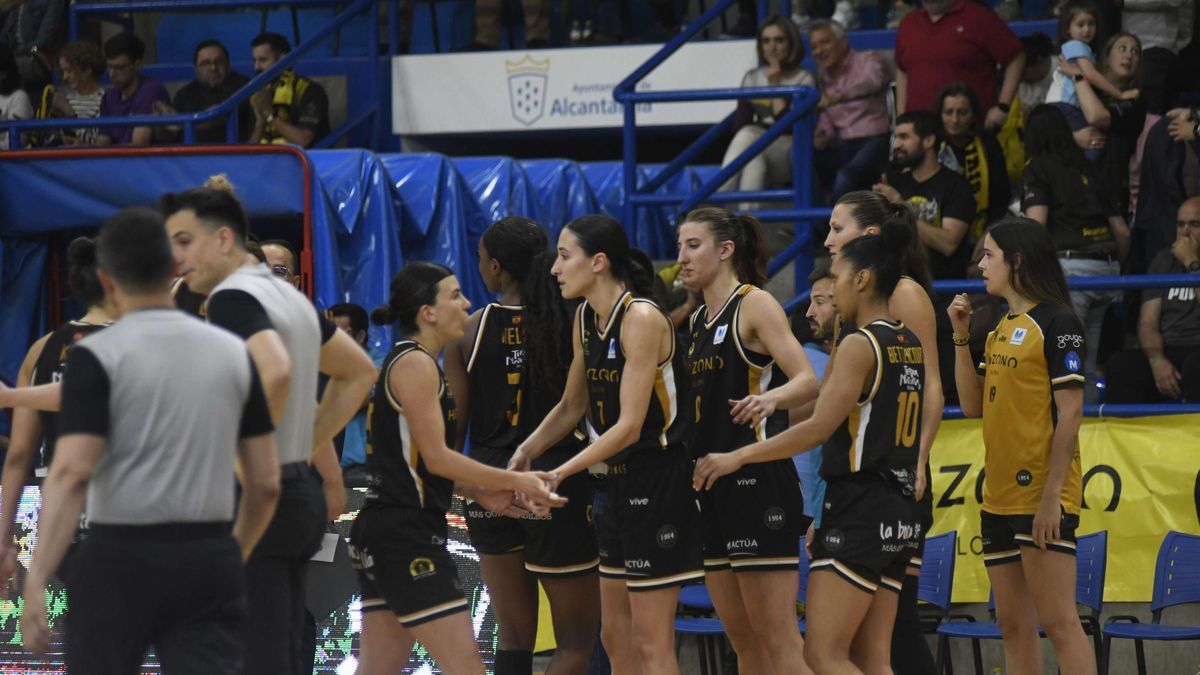 El Jairis - UNI Girona, en imágenes