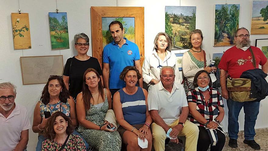 Participantes en el taller de pintura organizado en el pueblo alistano. | Ch. S. 