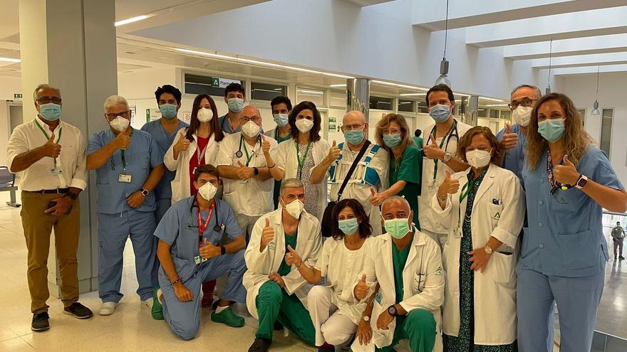 Málaga implanta con éxito el primer corazón artificial definitivo de la provincia a un hombre de 67 años