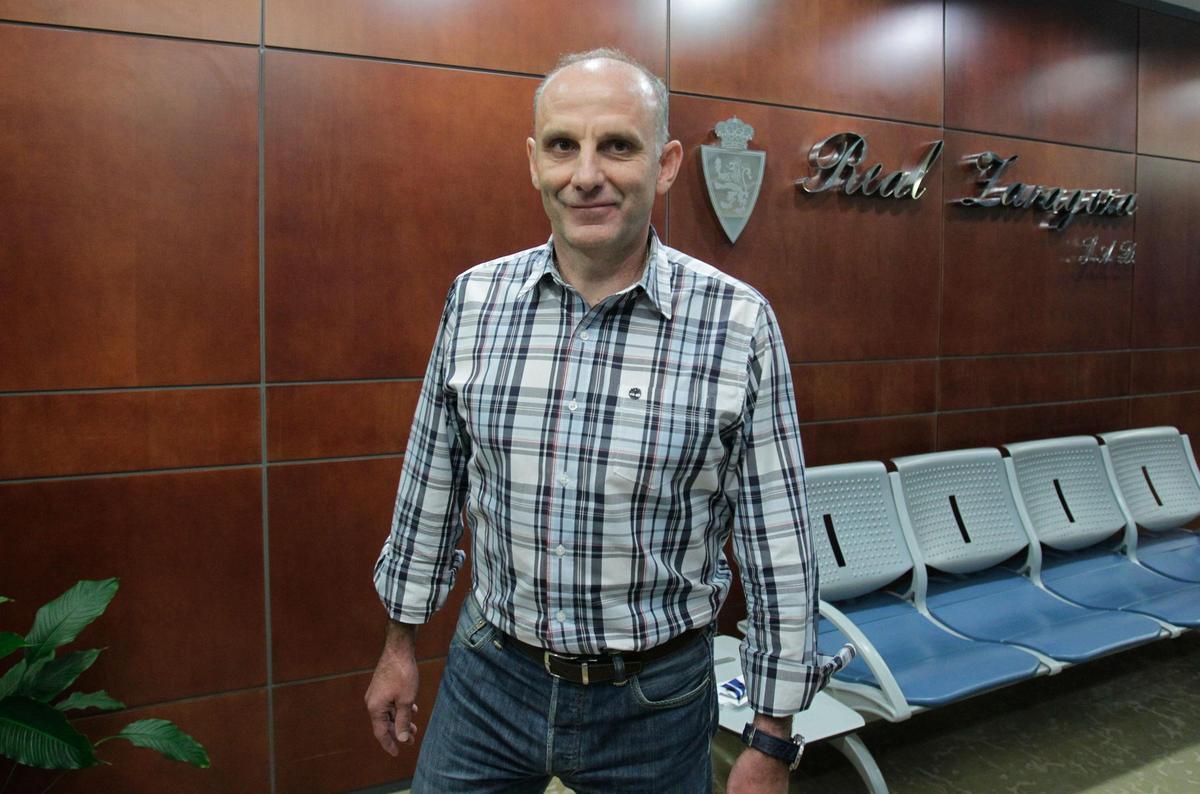 Martín González, en las oficinas del Real Zaragoza al poco de su llegada en 2014.