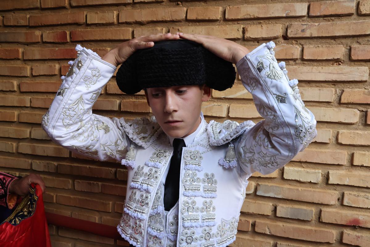 Manuel Quintana debutará con picadores en Lucena.